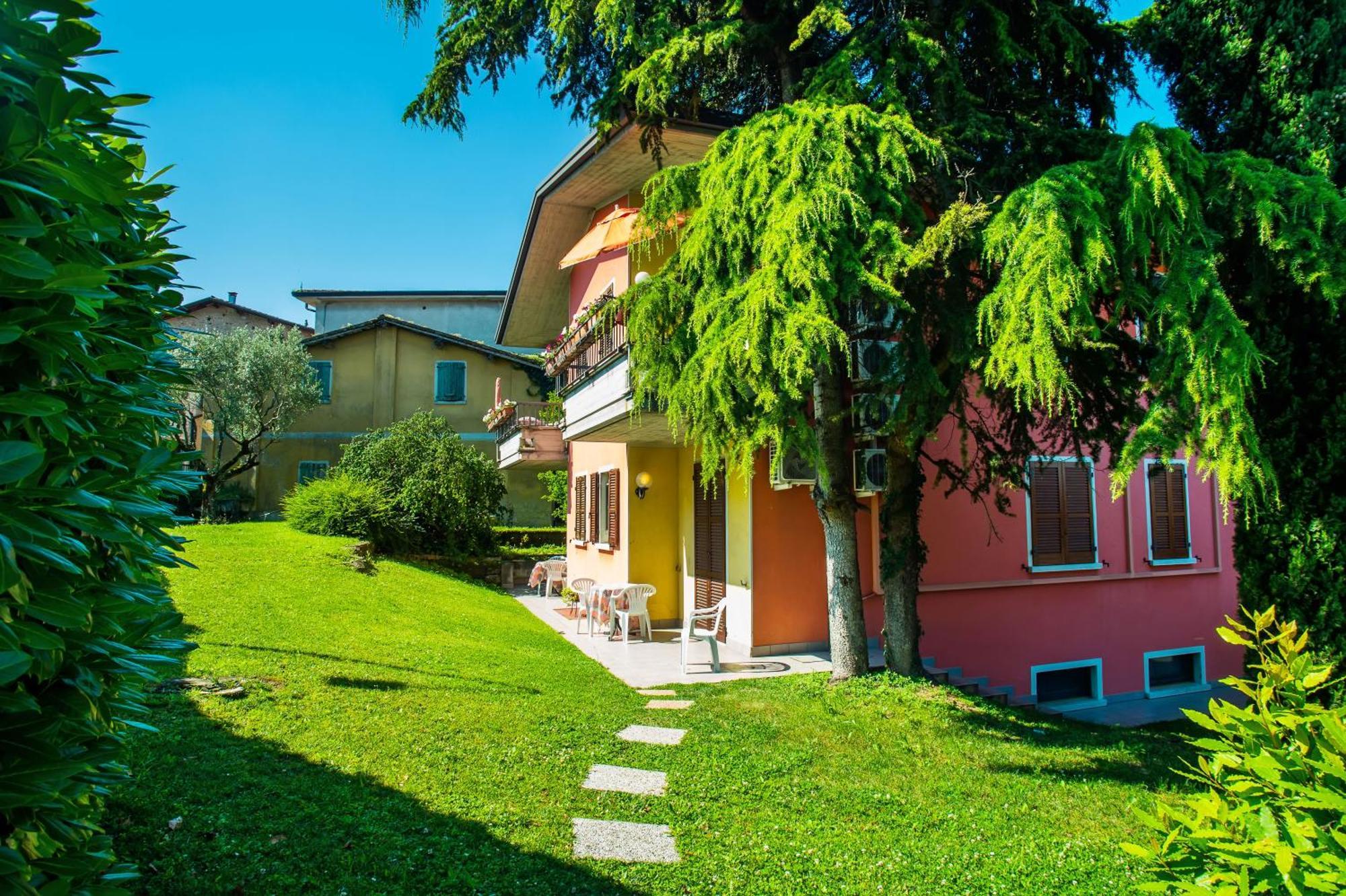 Hotel Il Castello Pozzolengo Exterior photo